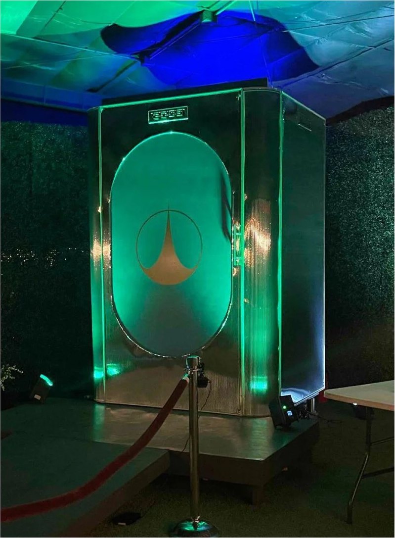 The elevator, waiting for its next trip